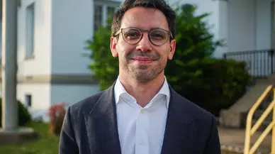 Seçim için flört uygulaması: Florida’da Tinder’lı kampanya