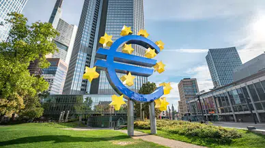 Avrupa Merkez Bankası faizleri sabit tuttu: Mevduat faizi yüzde 2’de kaldı