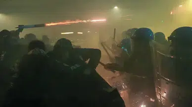 Milano kış olimpiyatları sürerken protestolar büyüdü, polisten müdahale geldi