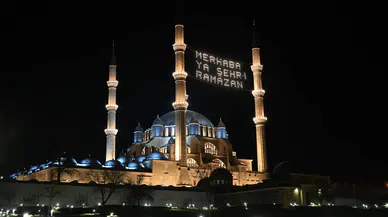 Selimiye Camii'nde 4 yıl sonra ilk teravih namazı kılındı