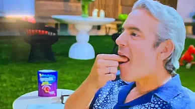 Andy Cohen’in Super Bowl reklamı sosyal medyayı ayağa kaldırdı: Epstein benzetmesi gündemde