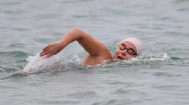 Milli Yüzücü Bengisu Avcı, Dünya Master Oyunları’nda parladı