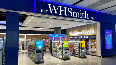 232 yıllık devin sonu: WH Smith ana cadde mağazalarını sattı, merkezi yıkılıyor