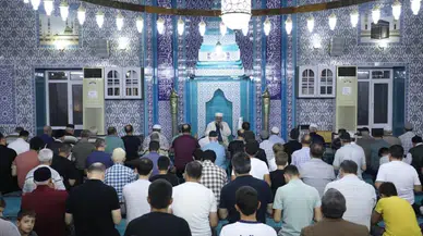 Berat Kandili namazı nasıl kılınır? 2026 Berat Kandili ne zaman?