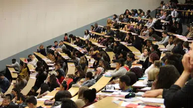 YÖK’ten üniversitelerde köklü değişim: Kısa staj kalkıyor, tam dönem iş başı geliyor