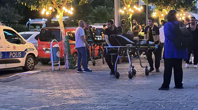 Adana'da akşam yemeği kanlı bitti: Kebapçıyı tarayan maskeli saldırganlar dehşet saçtı