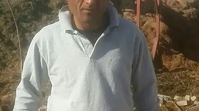 Manavgat’ta geri manevra yapan kamyon can aldı