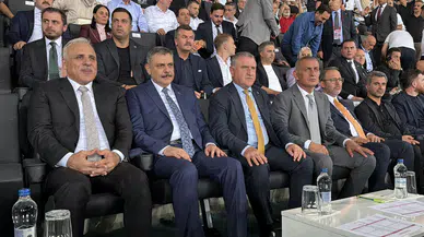 Amed Sportif-Erzurumspor FK maçını iki bakan izledi