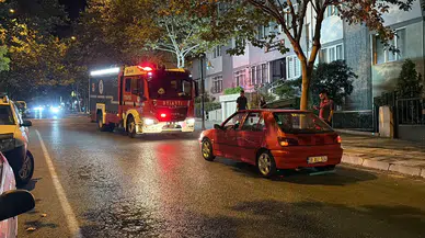 Çorlu'da alkollü sürücü otomobilini bırakıp kaldırımda sızdı