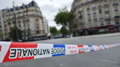 Caen'de 11 canlıyı etkileyen saldırı: Araç kalabalığa daldı, şüpheli 20 kilometre ötede yakalandı