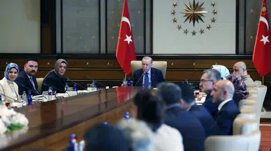 Erdoğan, şehit aileleri ve gazilerle Külliye’de buluştu