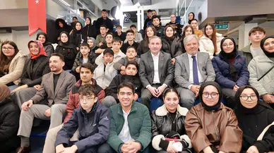 Sultanbeyli'de gençlerin eğitim yolculuğuna belediye desteği: Ödüller katlandı