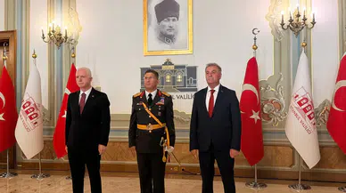 Zafer Bayramı'nda Valilikte Anlamlı Buluşma: 104. Yıl Coşkusu İstanbul'da