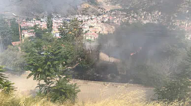 Tokat'ta metruk binaya ulaşan yangının nedeni araştırılıyor