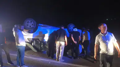 Sivas'ta gece saatlerinde meydana gelen kazada aynı aileden 7 kişi yaralandı
