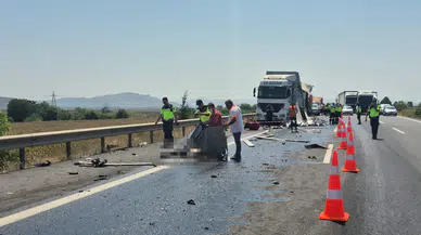 Adana'da otoyolda feci kaza: TIR şoförü hayatını kaybetti