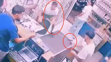 Diyarbakır’daki telefon dükkanında husumet dehşeti kameraya yansıdı