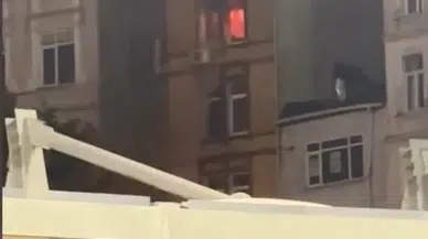 Kasımpaşa’da havai fişek daireyi yaktı: 4 gözaltı