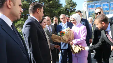 Bakan Göktaş Van’daki sosyal destek merkezlerini inceledi