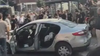 Güngören'de dehşet anları: Kontrolden çıkan araç duraktakileri biçti