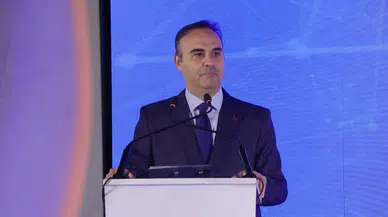 Bakan Kacır'dan teknoloji hamlesi: 1,6 milyar dolarlık yapay zeka yatırımı yolda