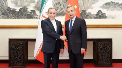 Pekin'den Tahran'a kritik diplomasi çağrısı: Orta Doğu'da gerilimi düşürme arayışı