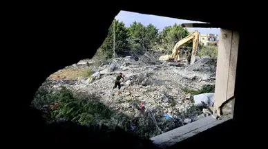 Güney Lübnan'da İsrail bombardımanı: Can kaybı ve yaralılar var
