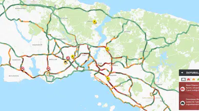 Megakentte sabah mesaisi yağmur ve kaza engeline takıldı