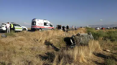 Yeşilhisar yolunda korkutan kaza: Üç kişi hastanelik oldu
