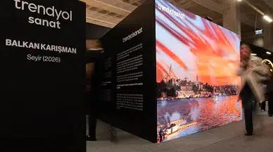 Haliç'in dijital aynası: Balkan Karışman'ın 'Seyir'i Contemporary Istanbul'da
