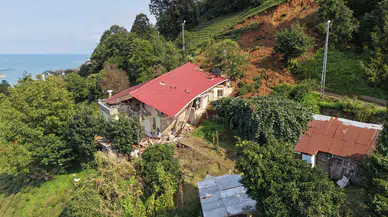 Rize'de sel felaketinin izleri siliniyor: 40 ev tahliye edildi
