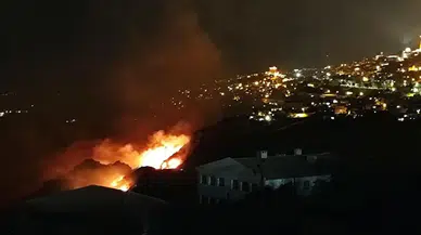 Tarihi Mardin Kalesi'nde korkutan yangın