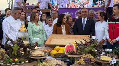 Tekirdağ'da lezzet ve bağcılık şöleni: Türkan Şoray rüzgarı esti