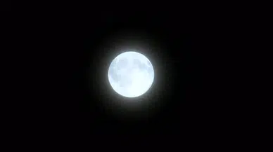 İstanbul'un gece karanlığını Hasat Ayı aydınlattı