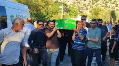 Kozan'daki feci kazada yaşamını yitiren genç sürücü son yolculuğuna uğurlandı