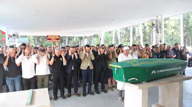 Girne açıklarındaki faciada hayatını kaybeden Reyhan Verim Mersin'de defnedildi
