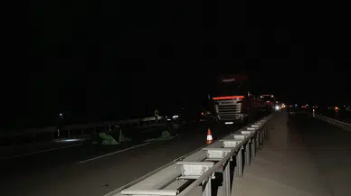 Ezine'de 97 yaşındaki Yusuf Çelik'e çarpan sürücü olay yerinden kaçtı
