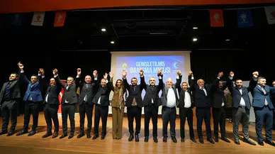 Ataşehir Belediye Meclisi'nde dengeler değişti: 6 isim CHP'den AK Parti'ye geçti