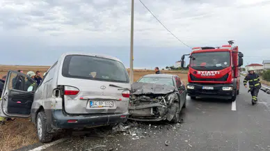Tekirdağ'da trafik dehşeti: İki aracın karıştığı kazada 6 kişi hastanelik oldu