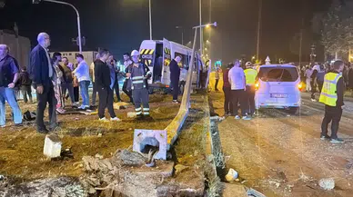 Bartın'da düğün dönüşü facianın eşiğinden dönüldü: 21 yaralı