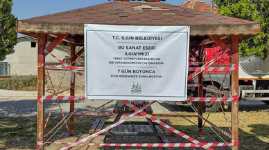 Ilgın'da 'sanat eseri' tepkisi: Çöp içinde bırakılan kameriye ibretlik bir yöntemle kapatıldı