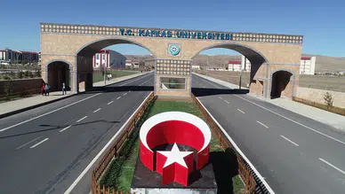 Kafkas Üniversitesi ve Erzincan Binali Yıldırım Üniversitesi'nde kişiye özel ilanlar