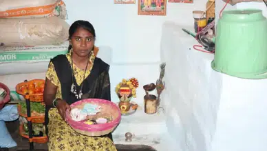 Tanrılarla evlendirilen genç kadınlar: Yoksulluk ve gelenek yüzünden seks işçiliğine mahkum