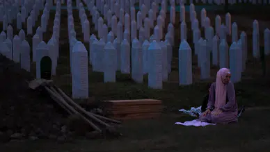 Srebrenitsa soykırımı 30. yılında: 8 binden fazla Boşnak anılıyor