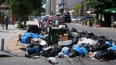 İçişleri Bakanlığı, İzmir’de 3 belediyede çöp krizi için inceleme başlattı