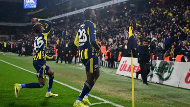 Fenerbahçe evinde Samsunspor'u 3-2 mağlup etti