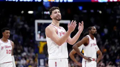 NBA'de Türk gecesi: Alperen Şengün'ün Rockets'ı Adem Bona'lı 76ers'ı devirdi