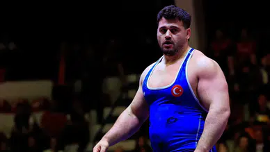 Rıza Kayaalp tarihe geçti: 13. Avrupa şampiyonluğu ile rekor kırdı