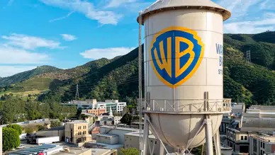 Hollywood'u sarsacak birleşme: Paramount ve Warner Bros anlaşmasında sona doğru