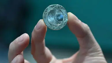 15 Temmuz'un 10. yılına özel hatıra 5 lira tedavüle girdi